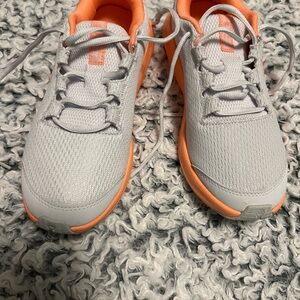 Under Armour UA GGS Charged Pursuit 3 BL sneakers